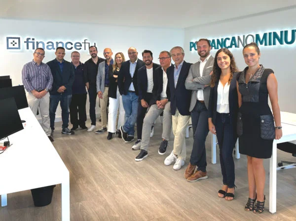 Poupança no Minuto team photo